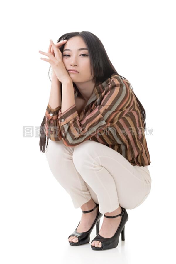 双碟秀直播 子弹与唇印